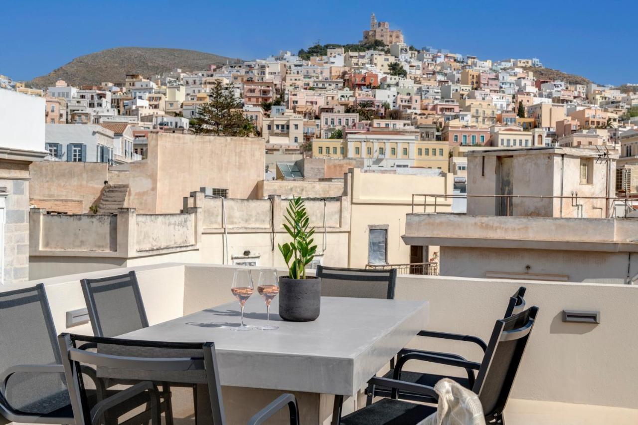 The Heart Of Syra - Your Home In Ermoupolis Exterior foto