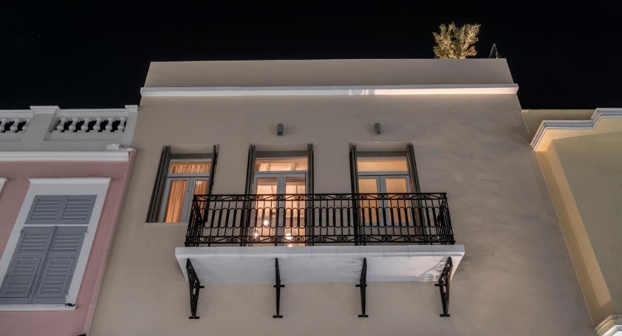 The Heart Of Syra - Your Home In Ermoupolis Exterior foto